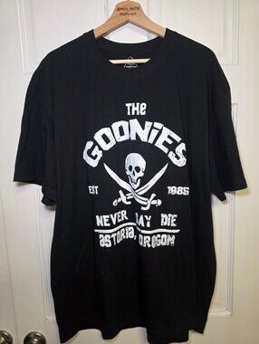The Goonies black NEVER SAY DIE Cotton t-shirt w/white skull and crossbones- 2XL